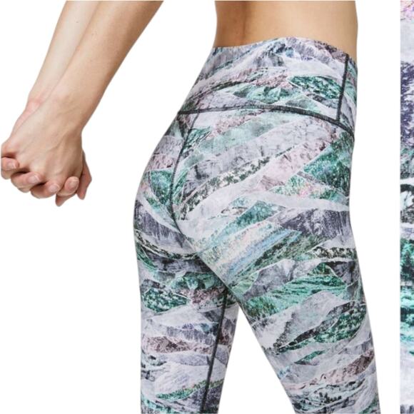 Lululemon Wunder Under High-Rise Tight 25" *Full-On Luxtreme 4 - Picture 4 of 11